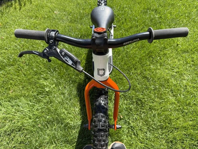 Commencal odrážedlo Ramones 14 Pure White