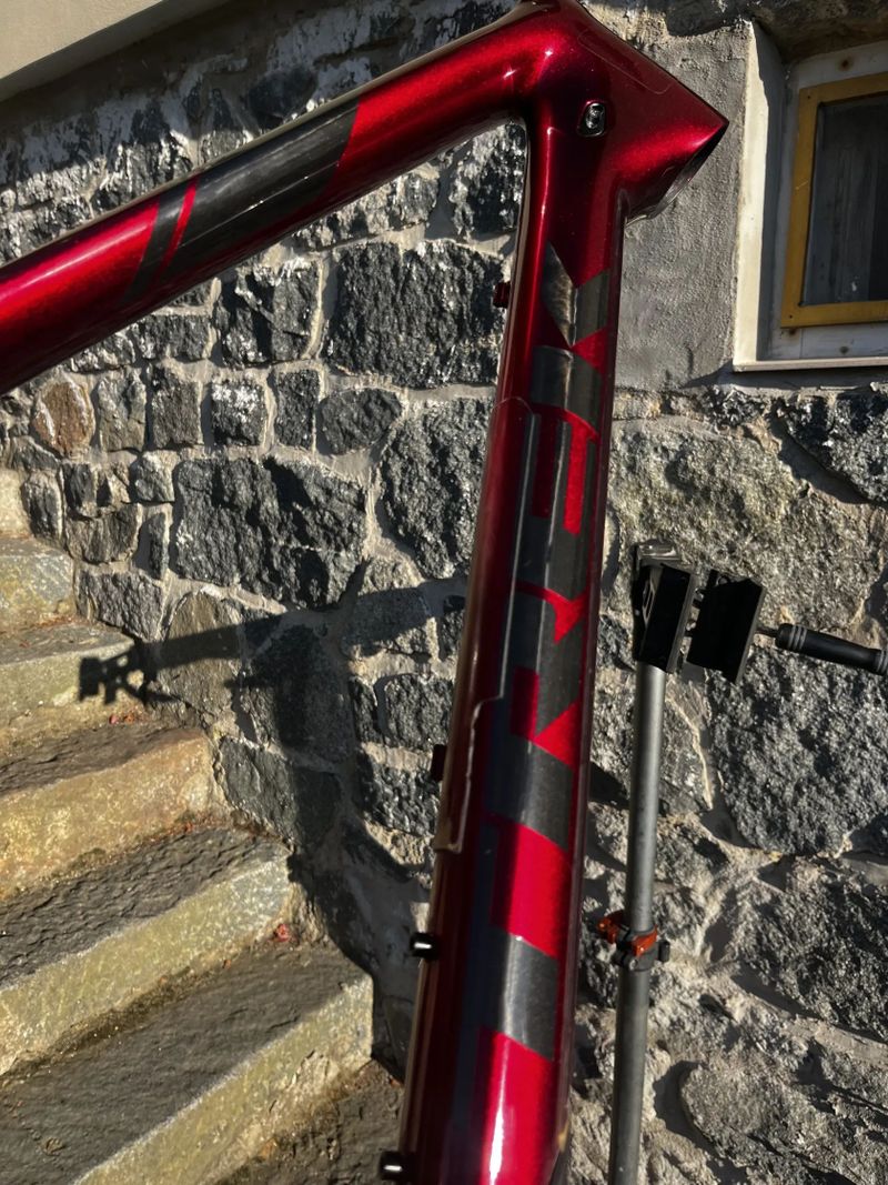 Trek Procaliber XL - rám + středové + hlavové složení