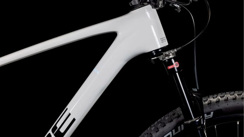 Cube Reaction C:62 ONE carbon (XT Di2) - vel. 20"