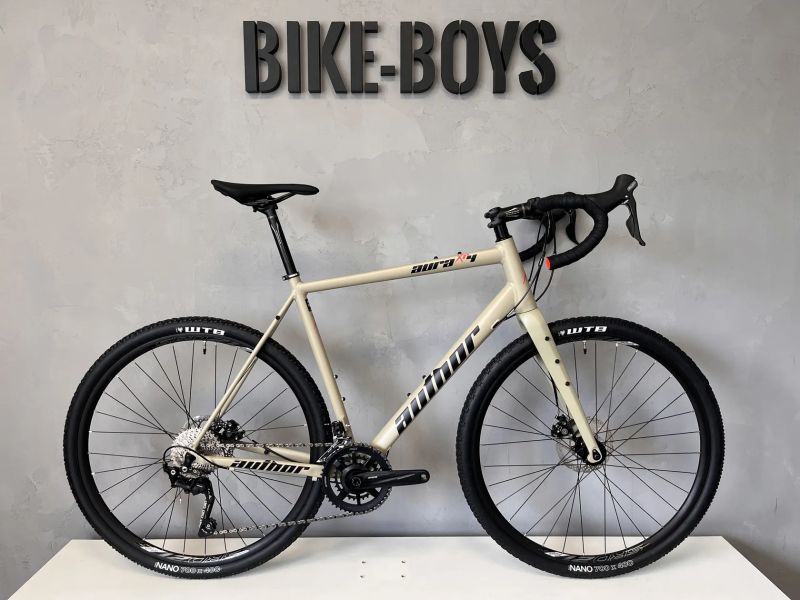 Gravel Author Aura XR4
