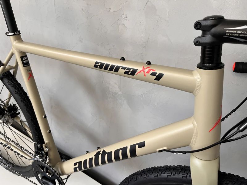 Gravel Author Aura XR4