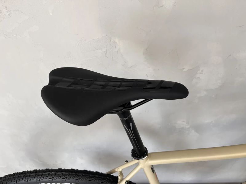 Gravel Author Aura XR4
