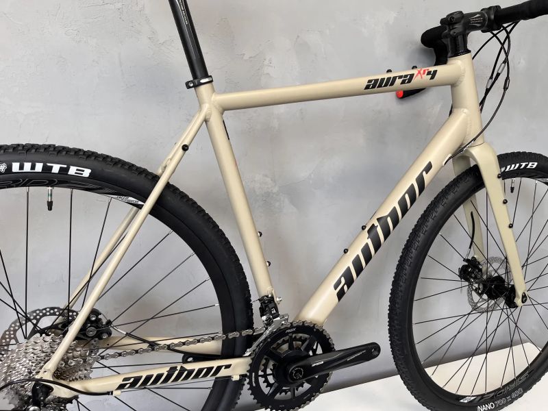 Gravel Author Aura XR4