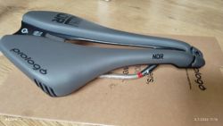 Sedlo Prologo Dimension NDR TiROX 143 antracitem/Black 