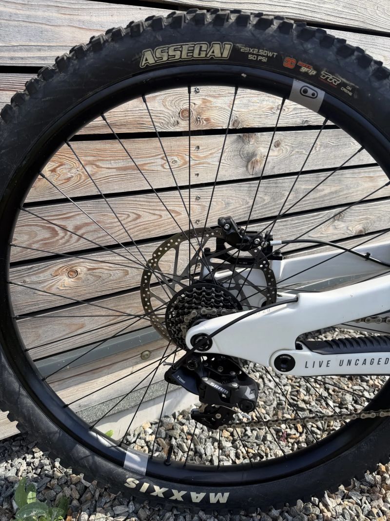 YT Industries Tues 2025
