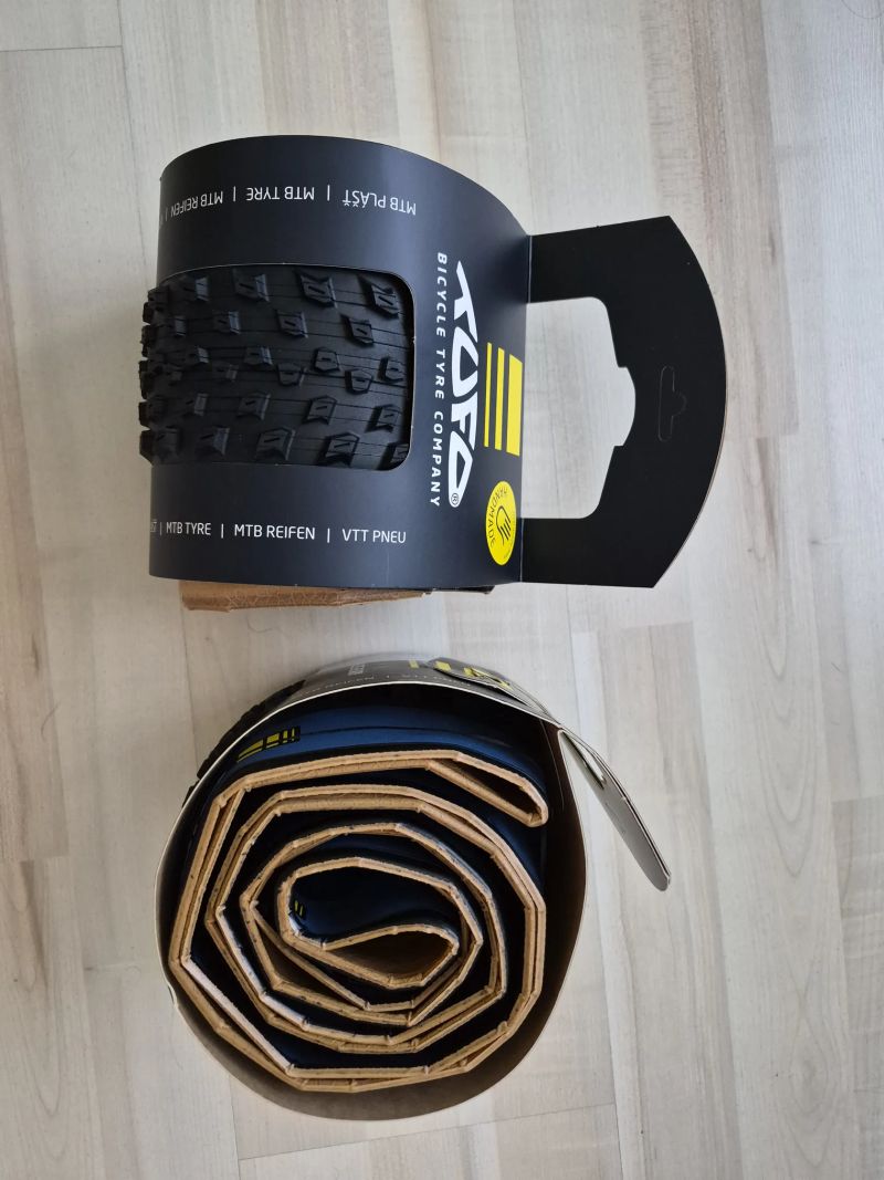 NOS Tufo XC14 TR 29x2.25 modrý bok