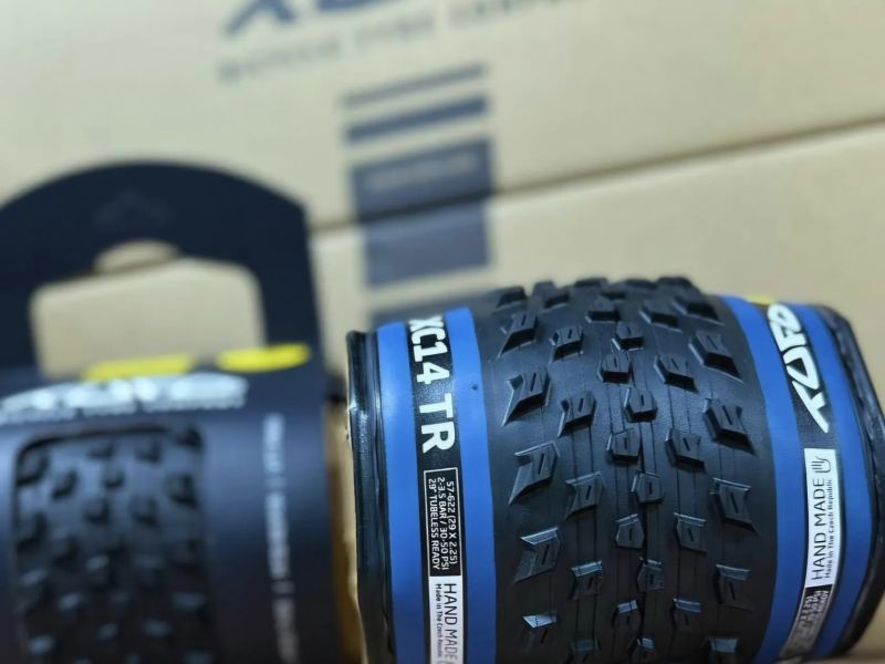 NOS Tufo XC14 TR 29x2.25 modrý bok
