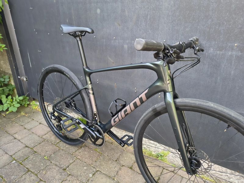 Giant FastRoad Advanced 1 2025