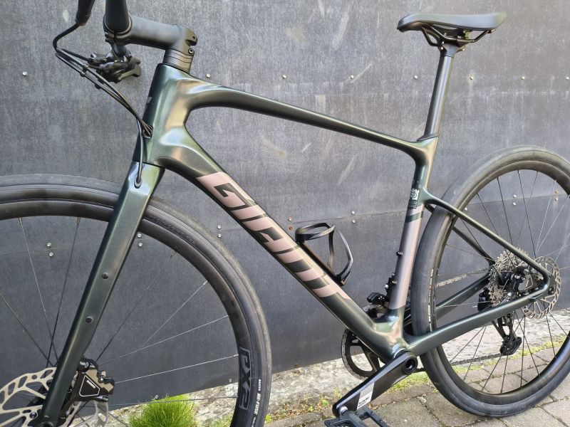Giant FastRoad Advanced 1 2025