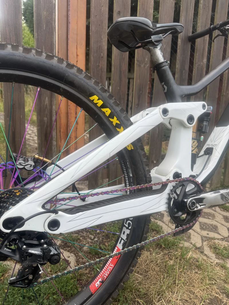 Scott Gambler 900 Tuned