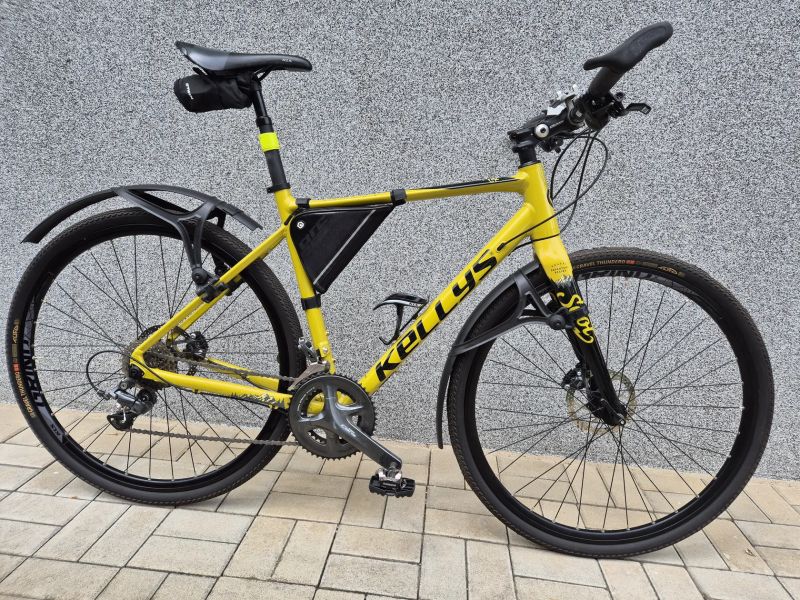 Jedinečný Kellys Soot 30 GRAVEL (Vel. M /172 -182 cm) – rovná řídítka, GRX hydraulika, stav nového