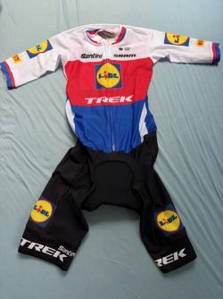 Kombodres LIDL-TREK