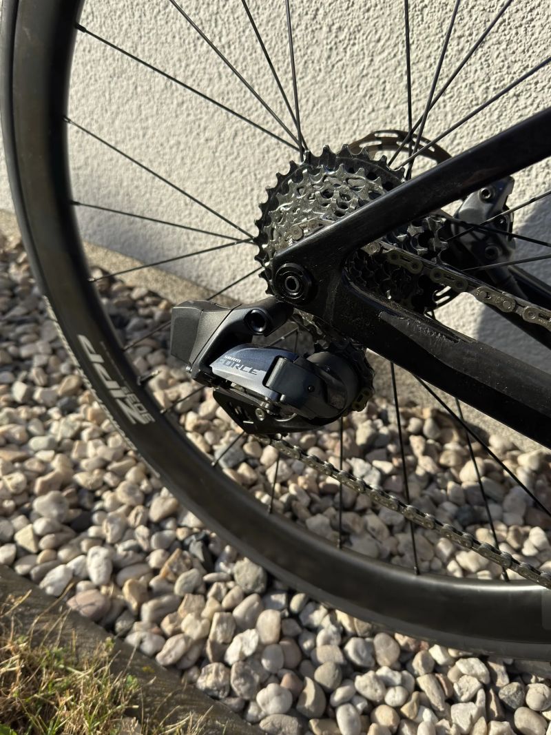 Van Rysel EDR CF Disc | SRAM Force AXS | Zipp 303 S | Vel. M