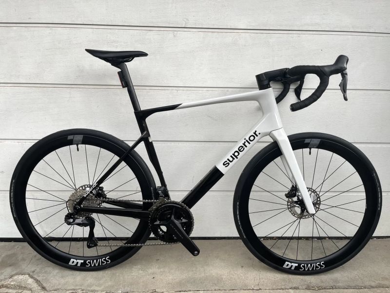 SUPERIOR XR 9.8 GF ve velikosti XL/58