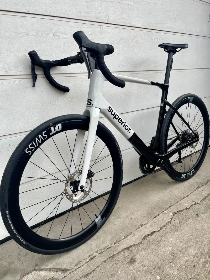 SUPERIOR XR 9.8 GF ve velikosti XL/58