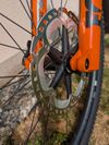 Cube Stereo Hybrid 140 HPC Actionteam 750 (jen 200 km, karbon, 29", r.24)
