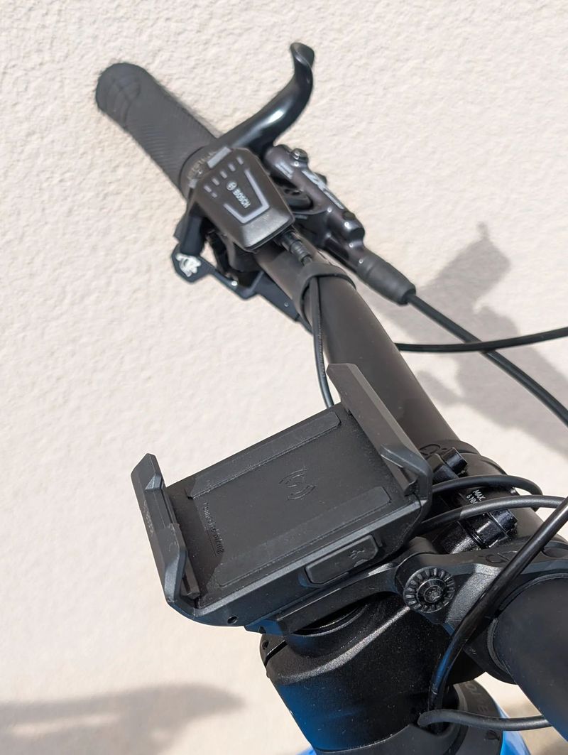 Cube Stereo Hybrid 140 HPC Actionteam 750 (jen 200 km, karbon, 29", r.24)