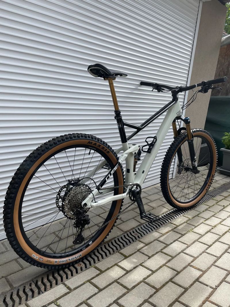 Cube Stereo 120 HPC EX, velikost XL (22”) kola 29”