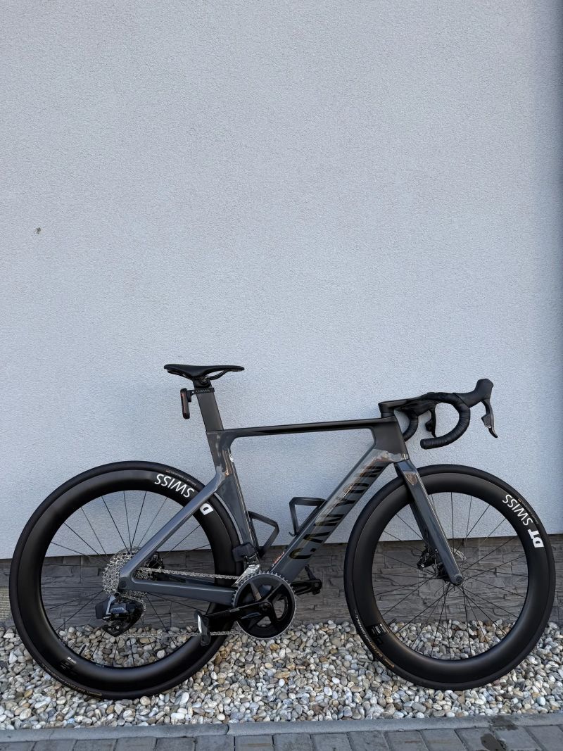 Canyon Aeroad CF SLX 7 AXS