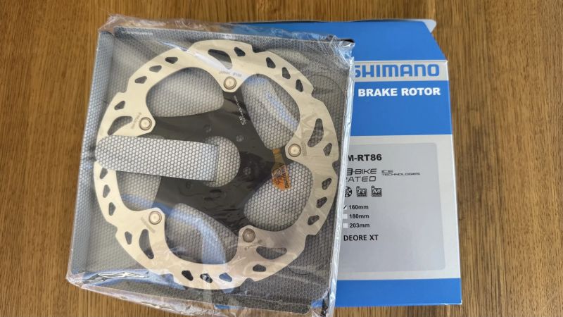 SHIMANO XT SM-RT86 - 160 mm - 6 děr