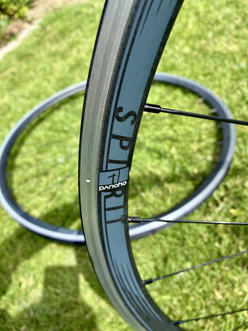 Rakouská kola Panchowheels Spirit 28