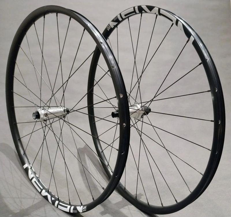 Newmen Evolution X.A.25 silver (1570g)