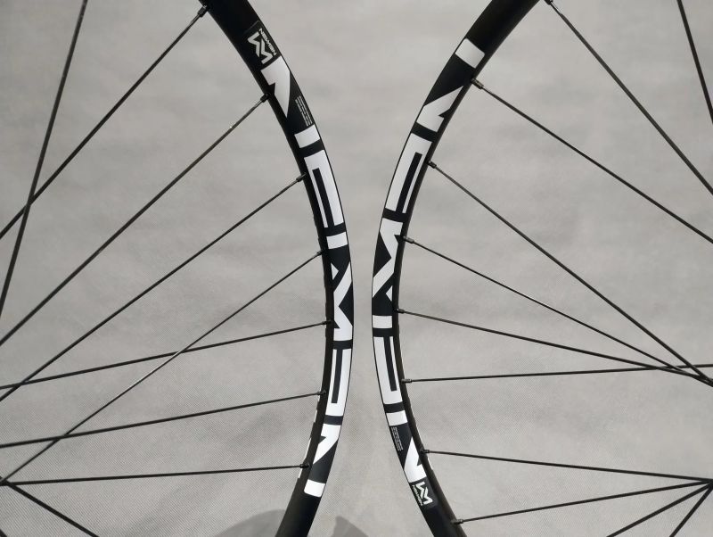 Newmen Evolution X.A.25 silver (1570g)