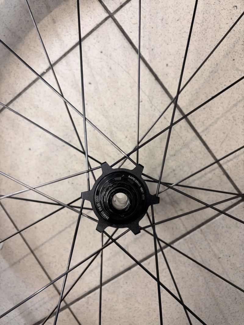 Silniční kola Bontrager Aeolus Pro 3V TLR pro kotoučové brzdy naboj XDR +plaste 700x38