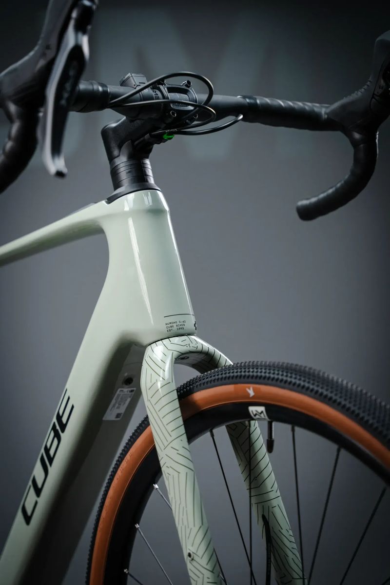 Cube Nuroad Hybrid C:62 RACE 400X 2026 reedbeige´n´black