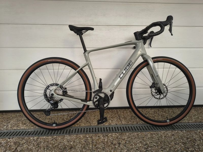 Cube Nuroad Hybrid C:62 RACE 400X 2026 reedbeige´n´black