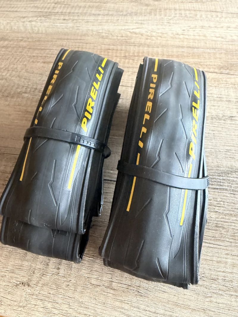 Silniční pláště Pirelli P Zero Race RS TLR