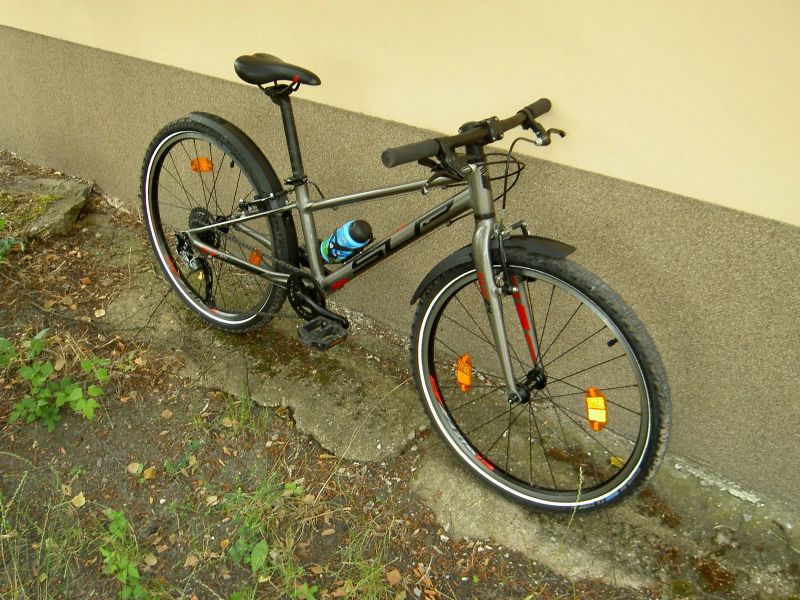 Superior F.L.Y.24