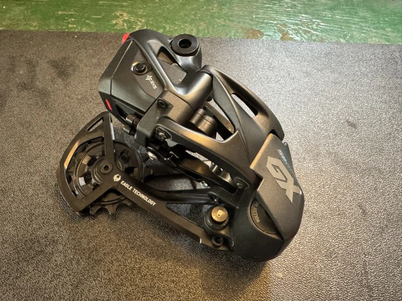 Nová přehazovačka SRAM GX Eagle AXS Lunar - bez baterie 