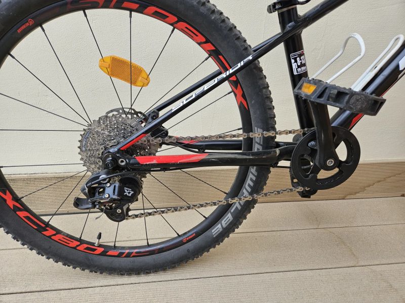 Superior Team 24"