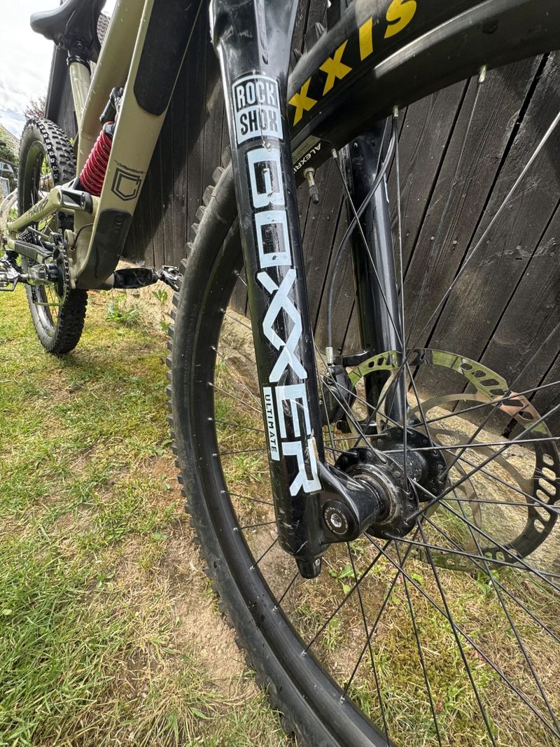 Commencal Furious