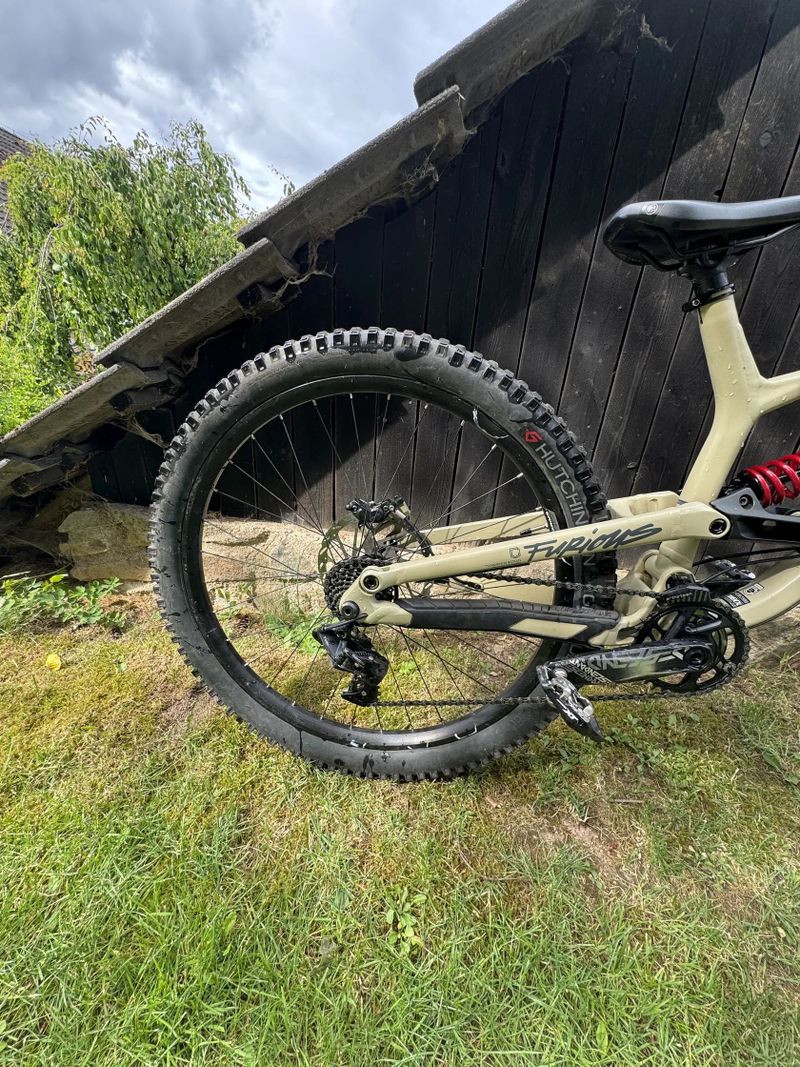 Commencal Furious