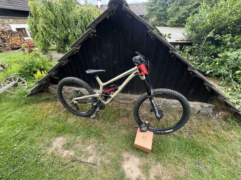 Commencal Furious