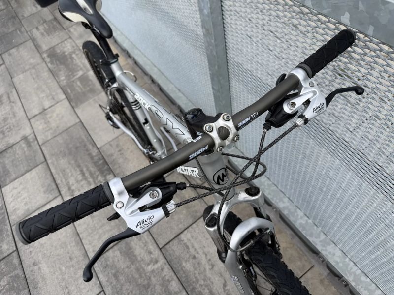 Acstar Rock SX 26" ( PC: 12.990kč ) Shimano Deore