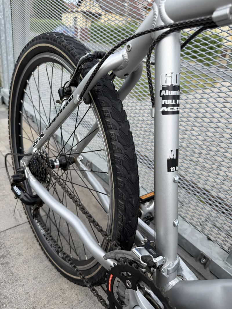 Acstar Rock SX 26" ( PC: 12.990kč ) Shimano Deore