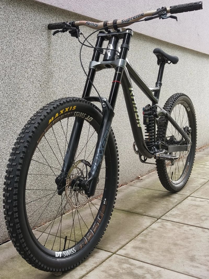Radon SWOOP 200 vel. L zdvihy 200/200 mm SKVĚLÝ STAV