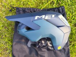 Met Revo MIPS 56-58 cm