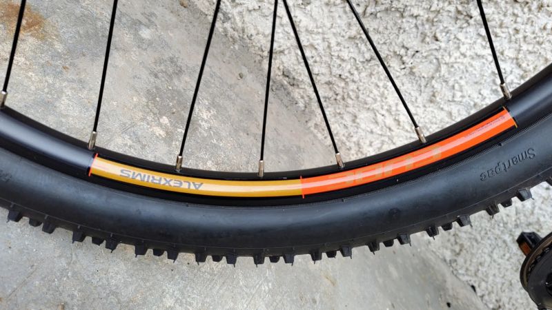 Cube Acid 240 Disc actionteam