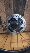 DUKE BACCARA X 48mm, DT Swiss 240, ořech Shimano, kaz. DuraAce 11-34 12. sp.