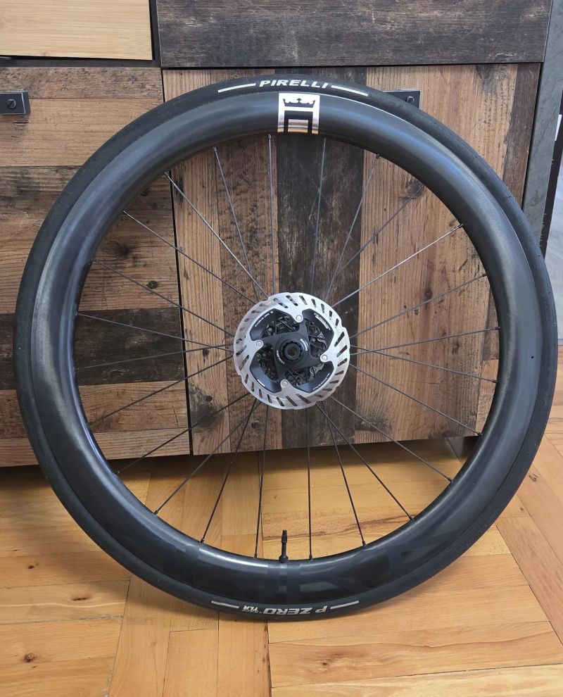 DUKE BACCARA X 48mm, DT Swiss 240, ořech Shimano, kaz. DuraAce 11-34 12. sp.