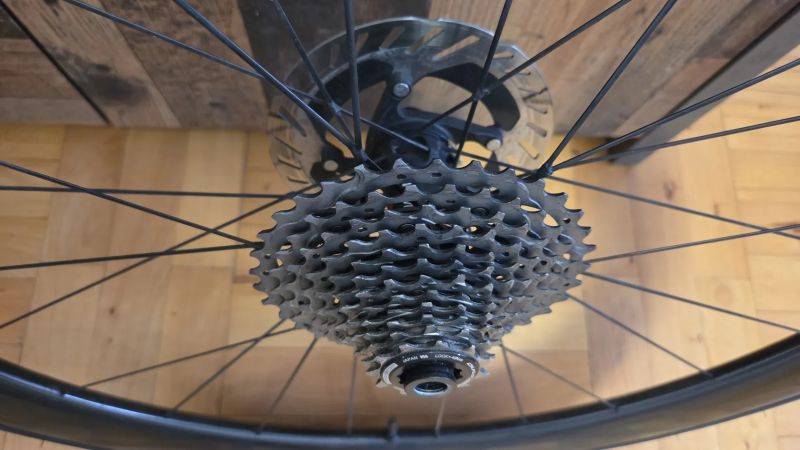DUKE BACCARA X 48mm, DT Swiss 240, ořech Shimano, kaz. DuraAce 11-34 12. sp.