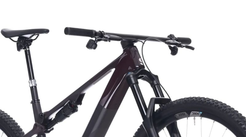 Nová carbon řídítka ONE Carbon Integrated Cockpit ICR + gripy 