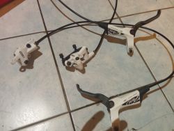 Prodám MTB rám MRX Pro 17" s komponenty. 