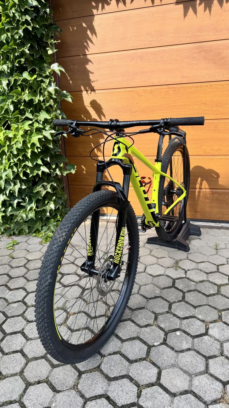 Scott SCALE 940