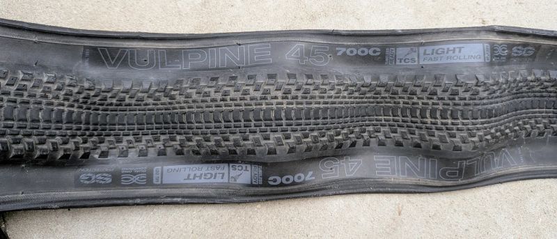 2x WTB Vulpine 700x45 TCS Light / Fast Rolling / Dual DNA SG