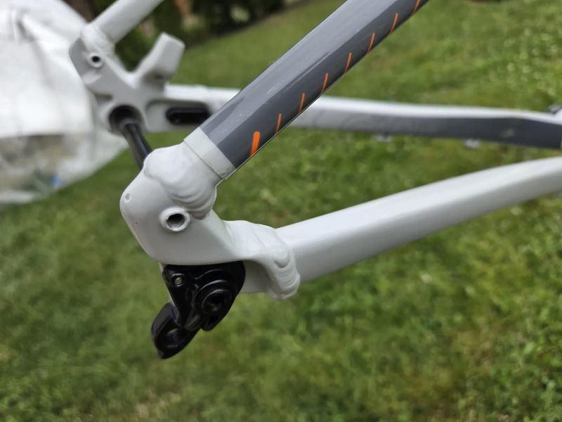 Rám Cannondale Trail SL 1 29" (vel. L) + střed SRAM DUB a hlavové složení